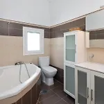Anastasis Villa